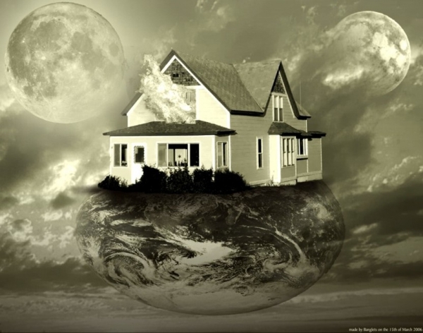 Photo montage House of two moons